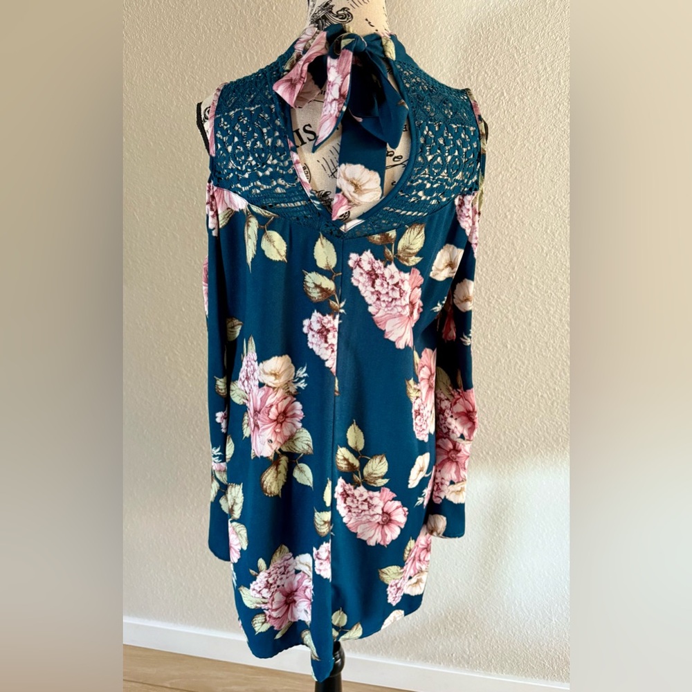 Floral Blue Women's Smock Cold Shoulder Long Sleeve Dress Xhilaration